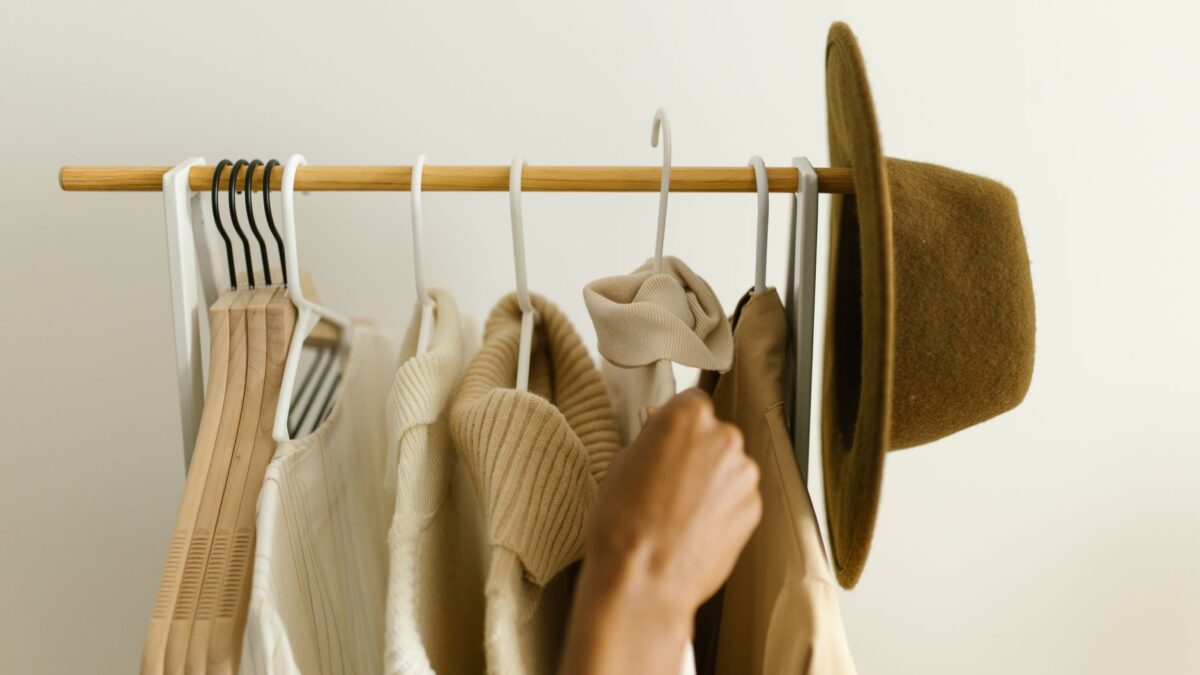 Capsule garderobe met neutrale basics