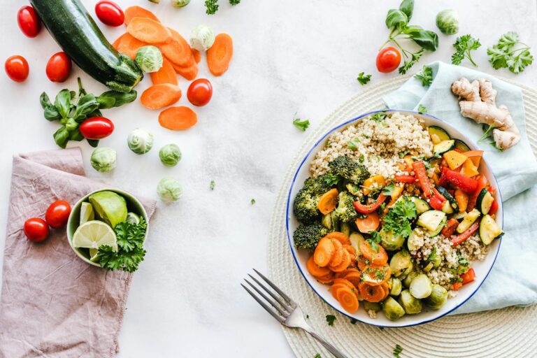 De Voor- en Nadelen van Keto vs. Vegan: Welke Past Bij Jouw Levensstijl?